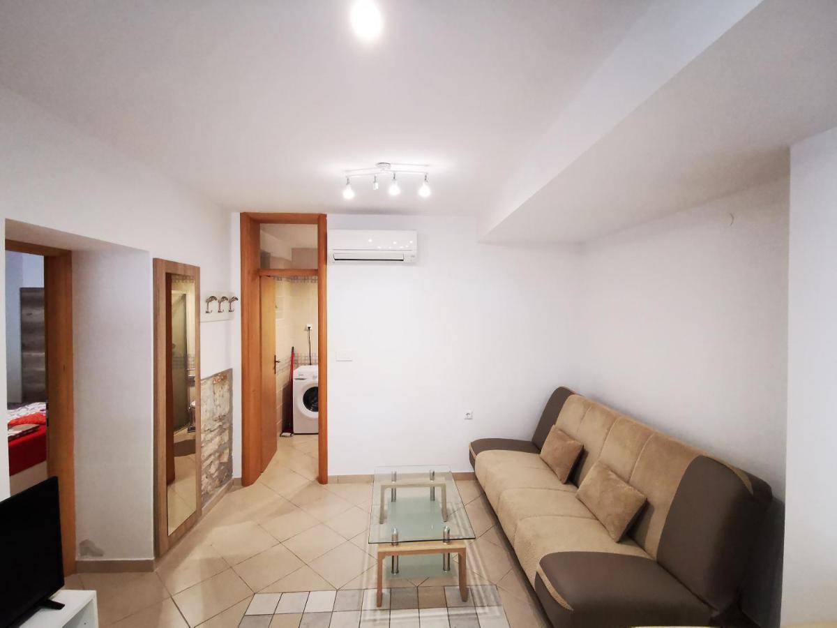 Meressa Paolia Apartments Novigrad  Bagian luar foto