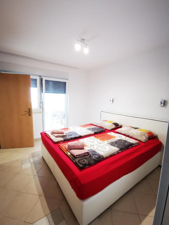 Meressa Paolia Apartments Novigrad  Bagian luar foto