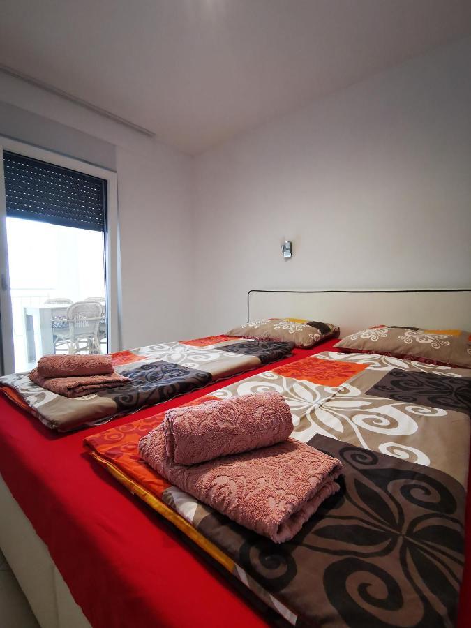 Meressa Paolia Apartments Novigrad  Bagian luar foto