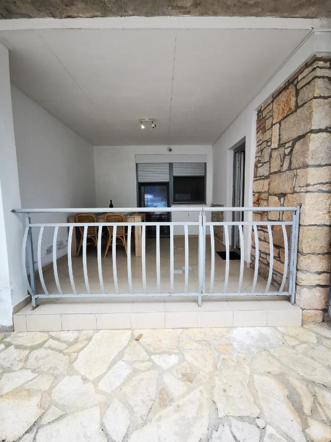 Meressa Paolia Apartments Novigrad  Bagian luar foto