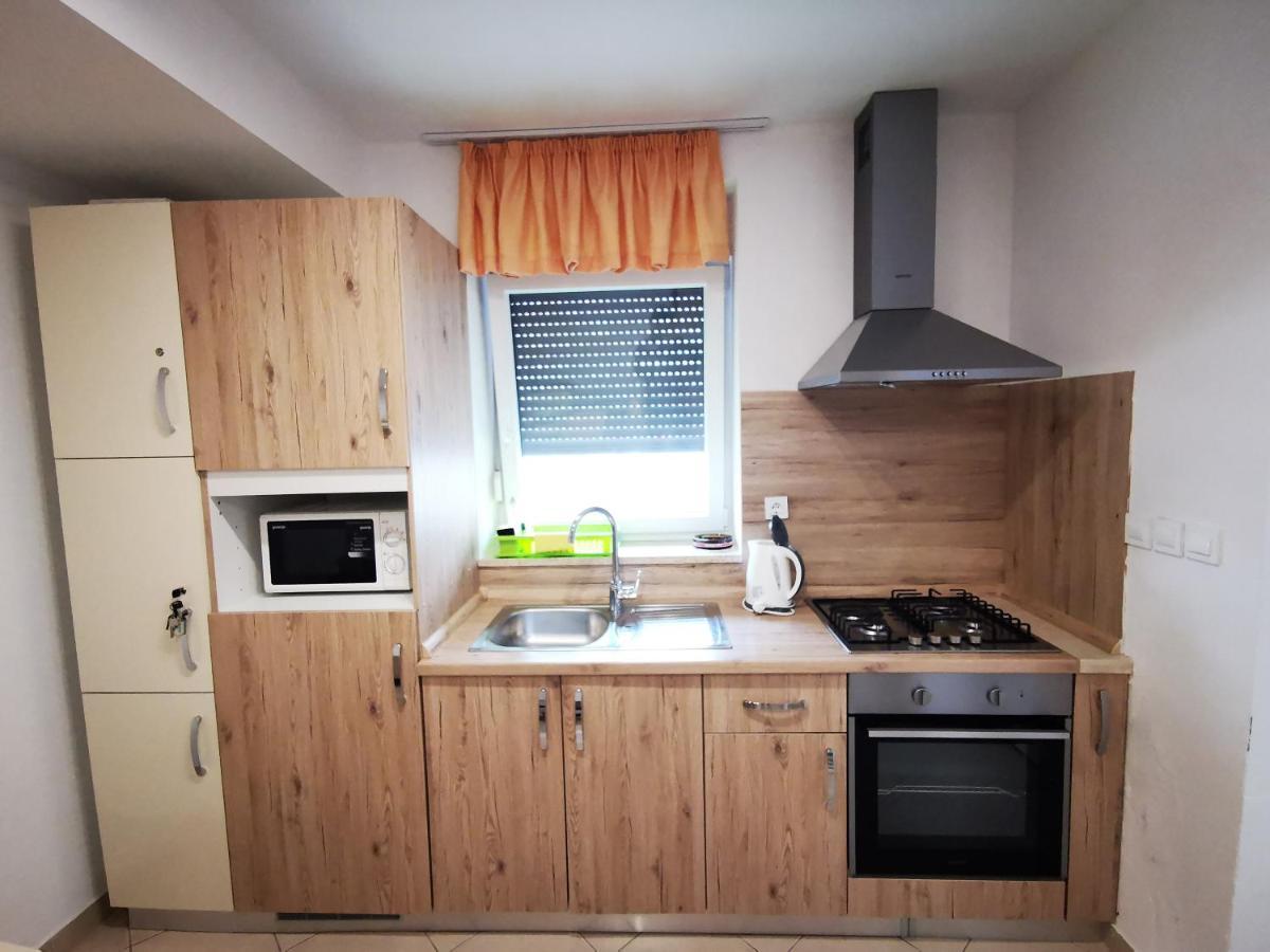 Meressa Paolia Apartments Novigrad  Bagian luar foto