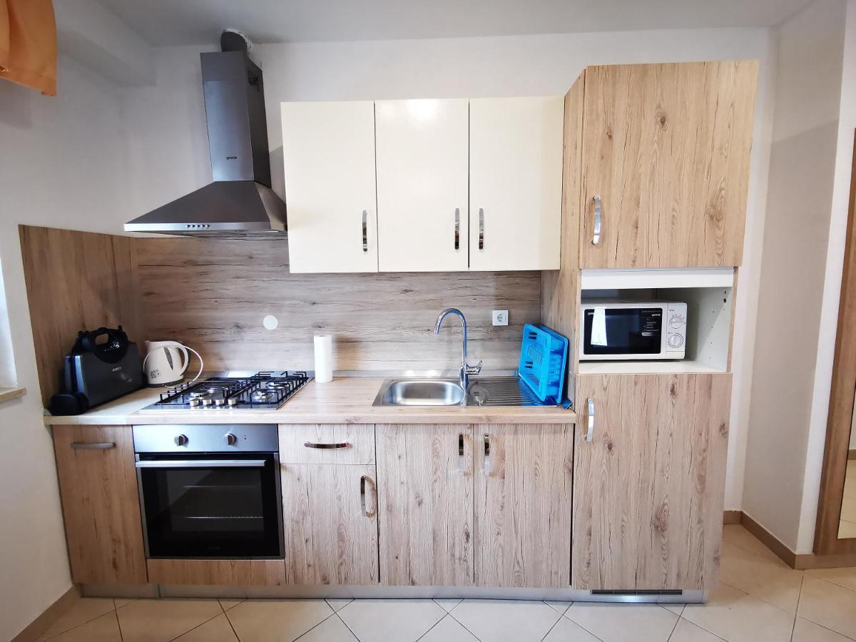 Meressa Paolia Apartments Novigrad  Bagian luar foto